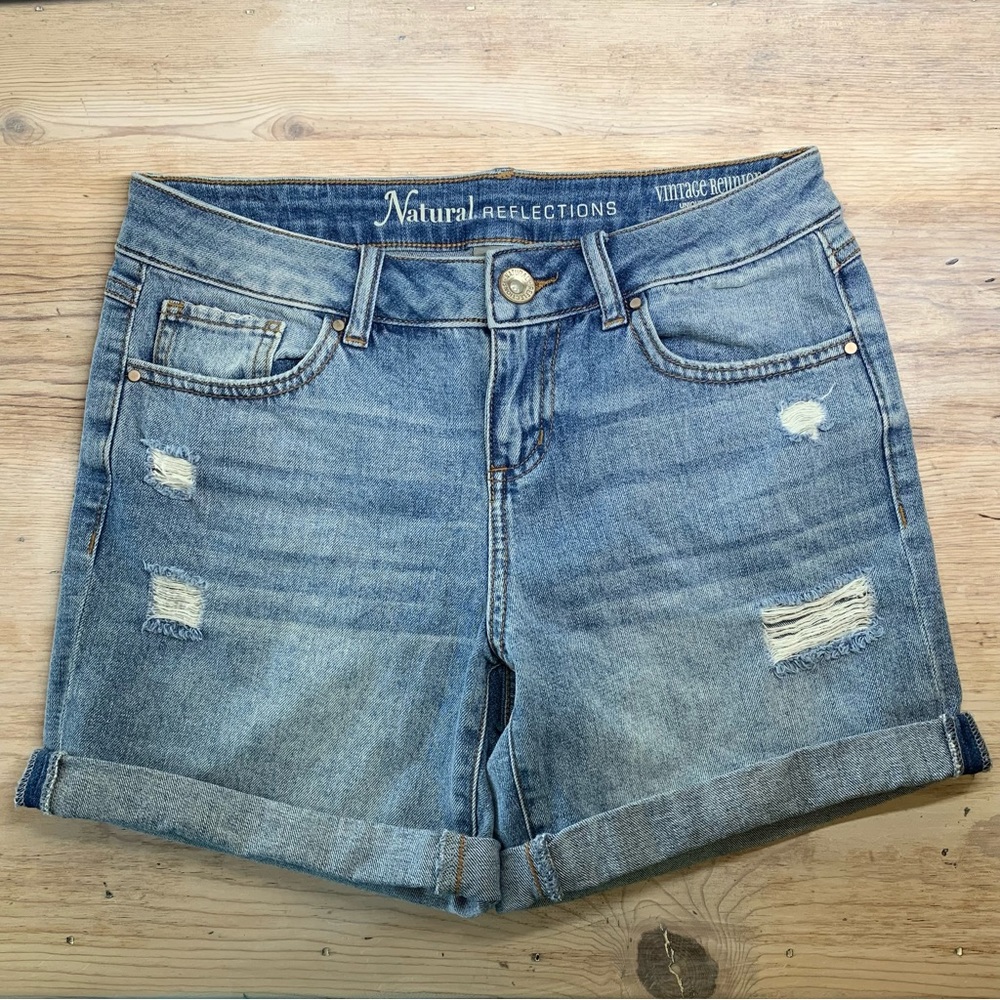 Like New! Natural Reflections Vintage Reunion Jean Shorts